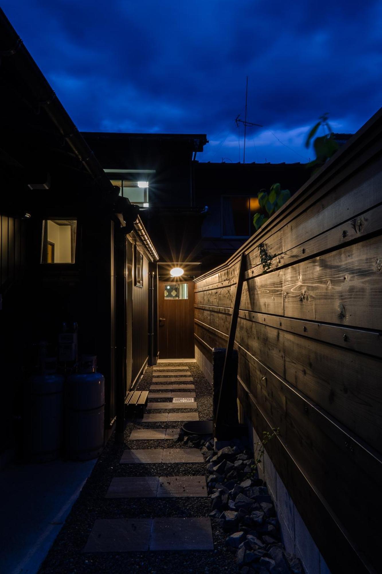 The　nomad　inn　gujo *